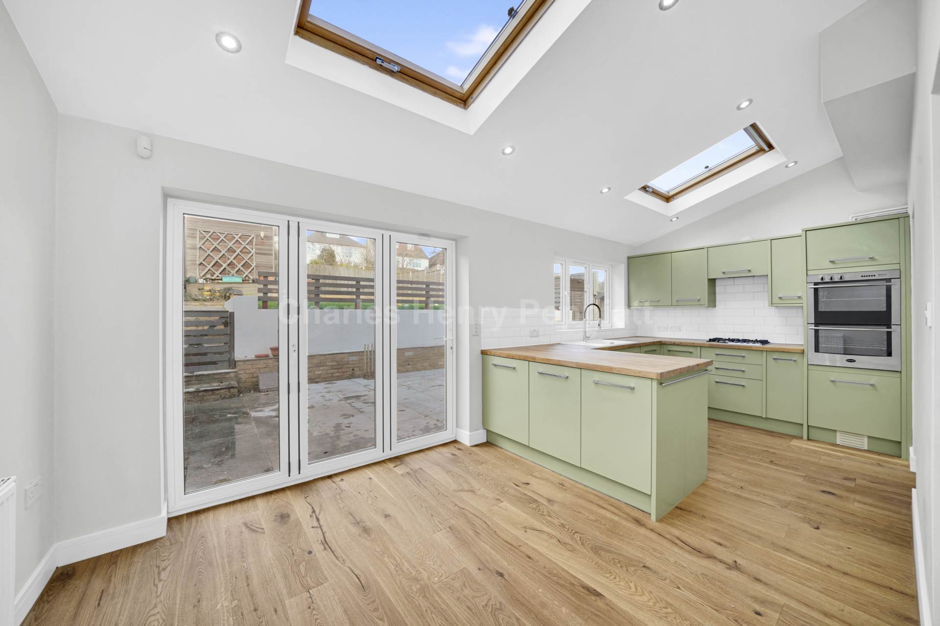 Friern Mount Drive, Whetstone, N20, Image 1