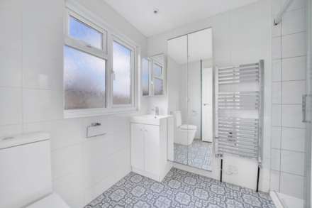 Friern Mount Drive, Whetstone, N20, Image 16