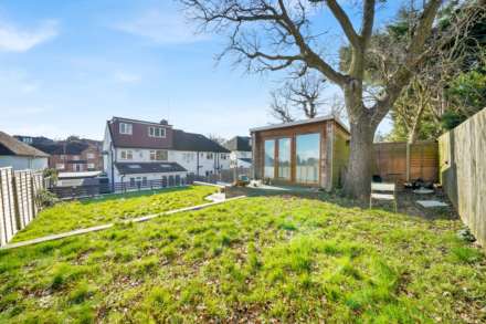 Friern Mount Drive, Whetstone, N20, Image 18