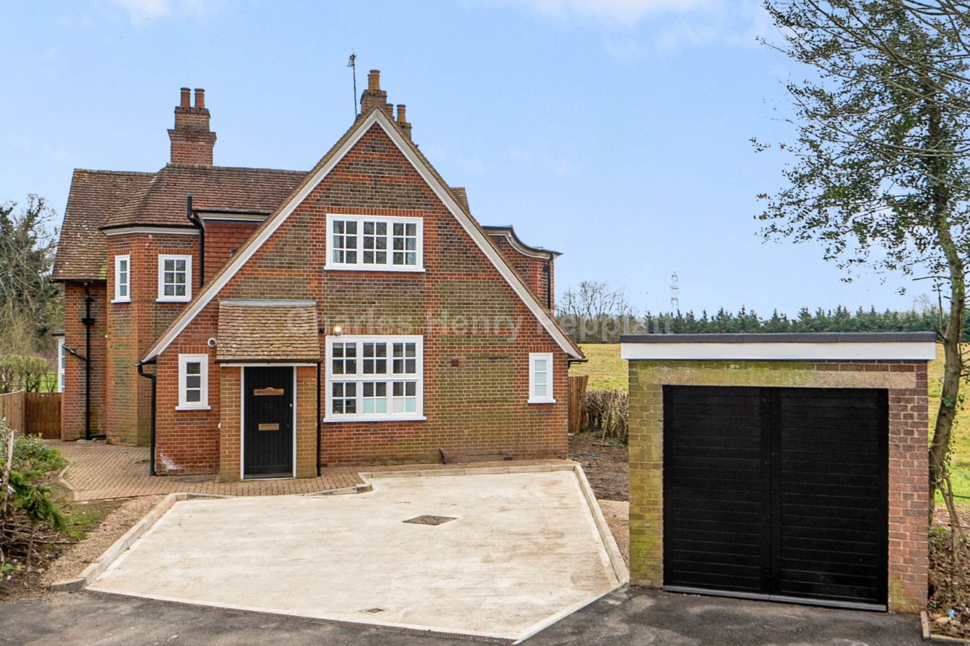 The Gate House, Shenley Lane, AL2, Image 1