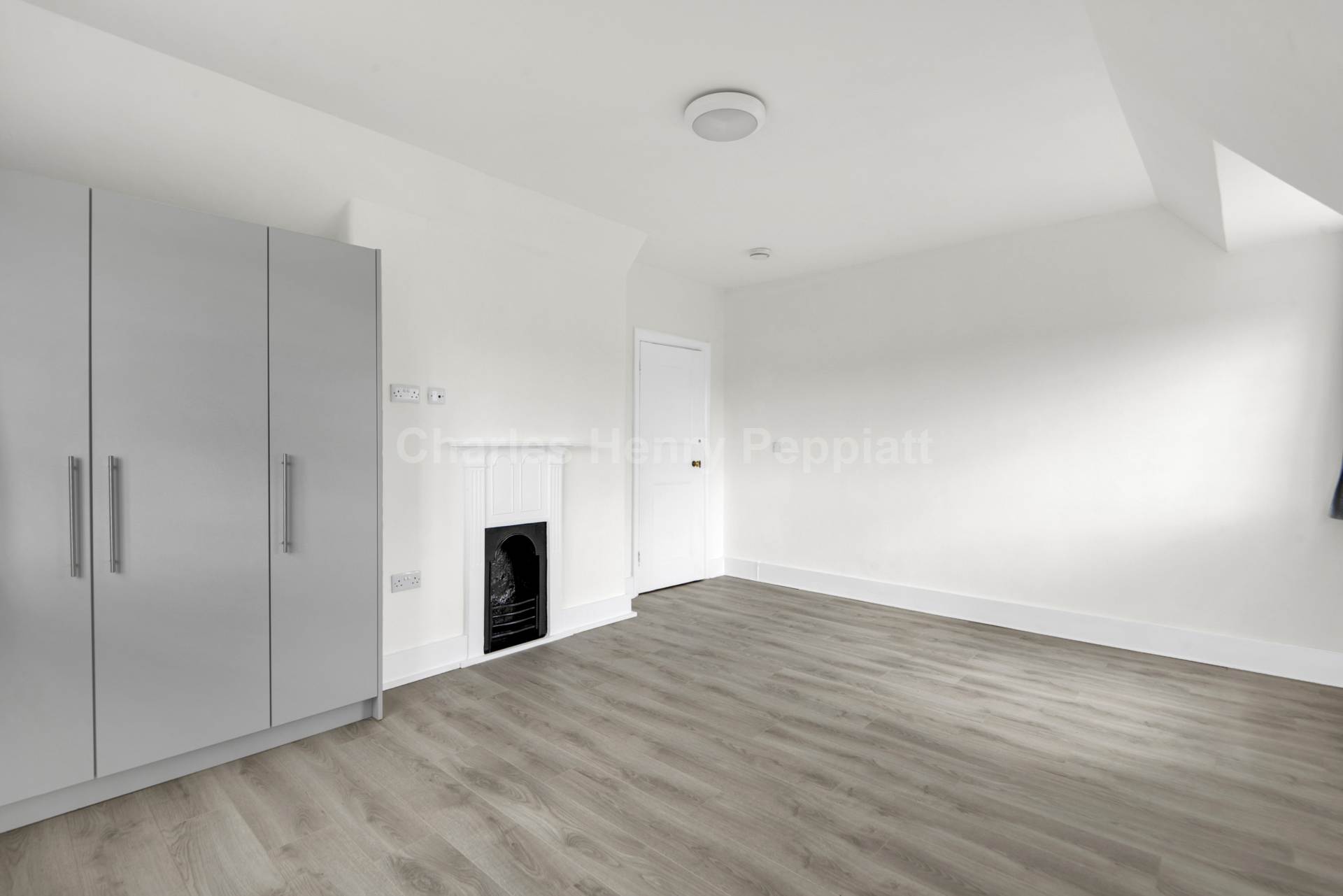 The Gate House, Shenley Lane, AL2, Image 13