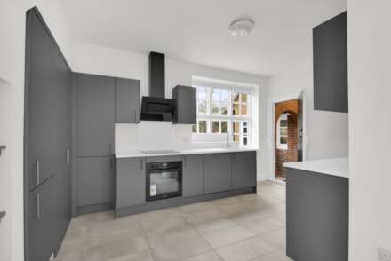 The Gate House, Shenley Lane, AL2, Image 4