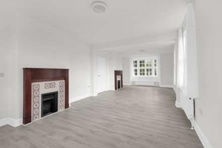 The Gate House, Shenley Lane, AL2, Image 9