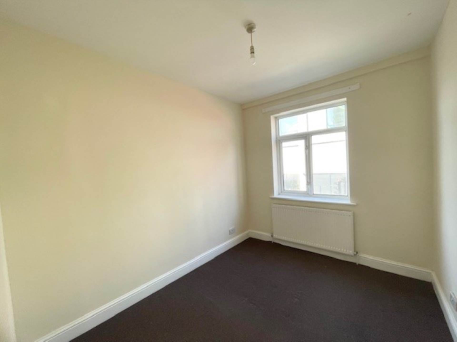 High Street, Plaistow, Image 3