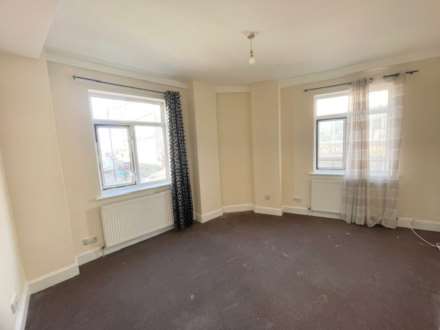 2 Bedroom Flat, High Street, Plaistow