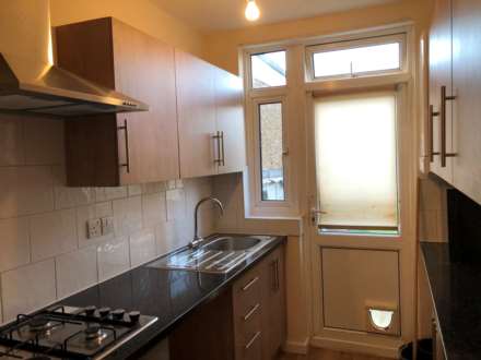 Sydney Road, Barkingside, Image 3