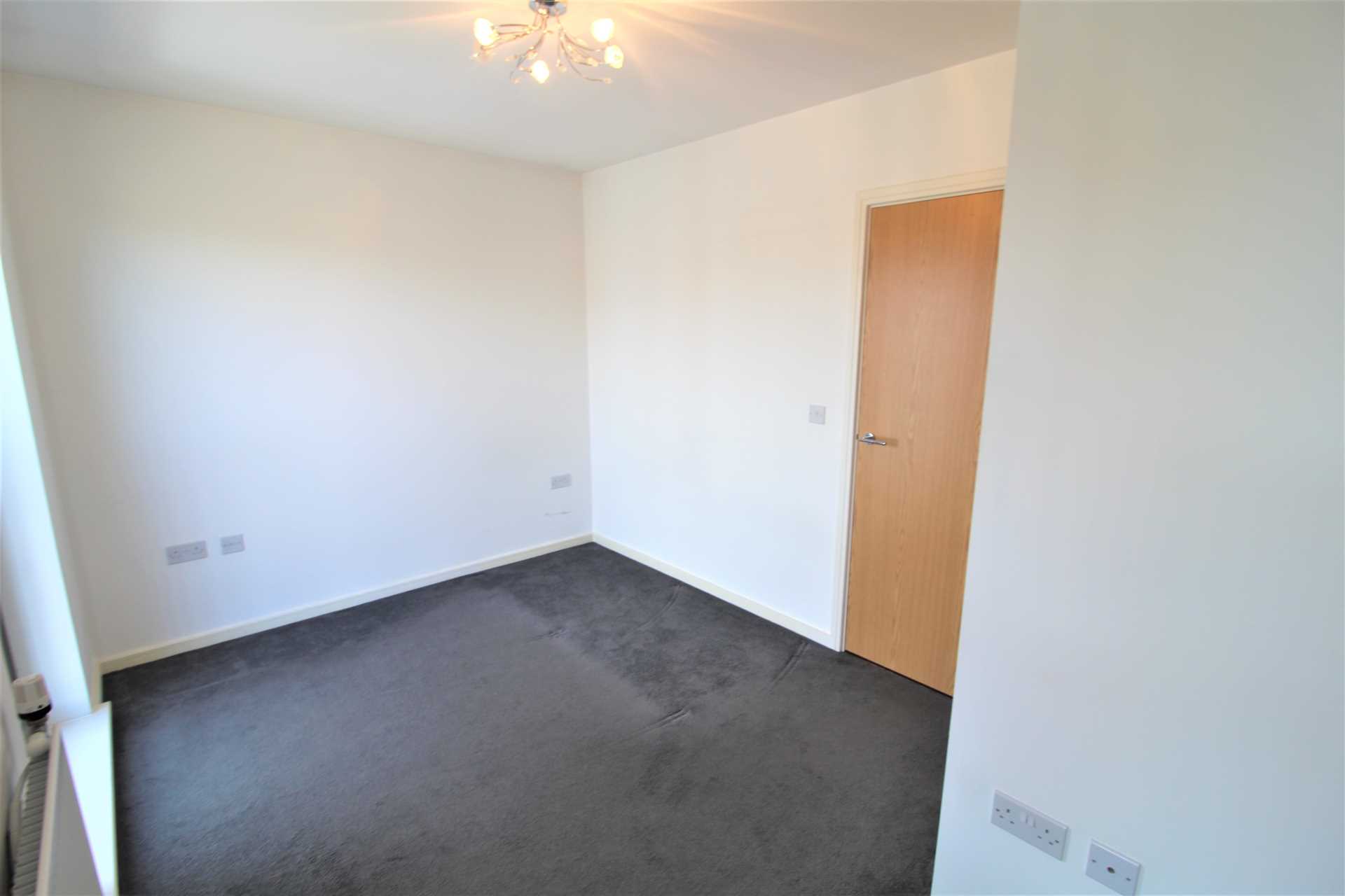 Kean Crescent, Dagenham, Image 13