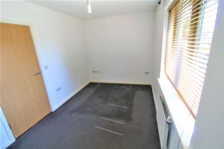 Kean Crescent, Dagenham, Image 11