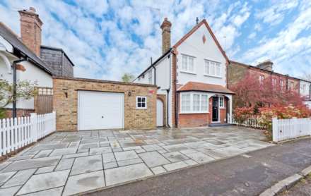 Thorkhill Road, Thames Ditton, Image 1