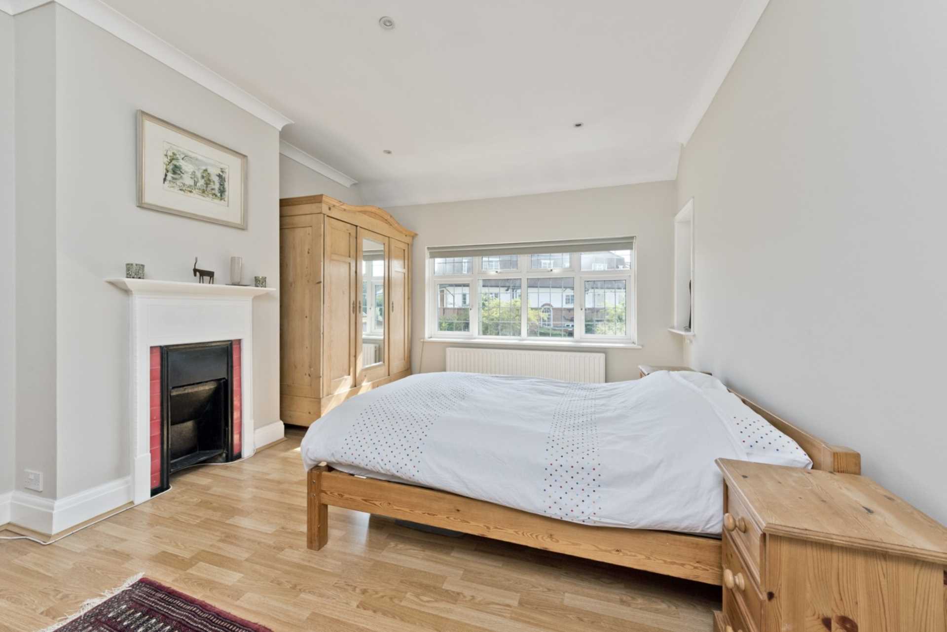 St Leonard's Road, Thames Ditton - Open day Saturday 9th of October by appointment, Image 10