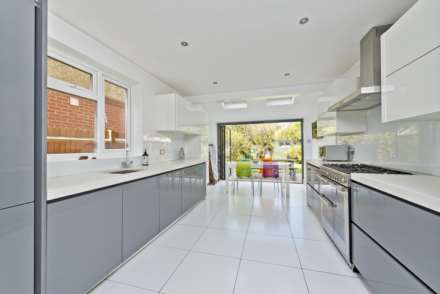 St Leonard's Road, Thames Ditton - Open day Saturday 9th of October by appointment, Image 6