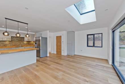 Quinton Road, Thames Ditton OPEN DAYS FRIDAY THE 19TH AND SATURDAY THE 20TH OF NOVEMBER - BY APPOINTMENT, Image 6