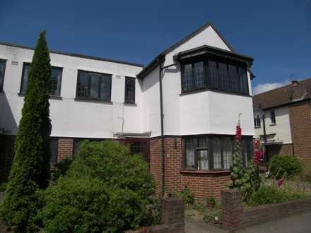 Property For Sale Lyndale, Thames Ditton