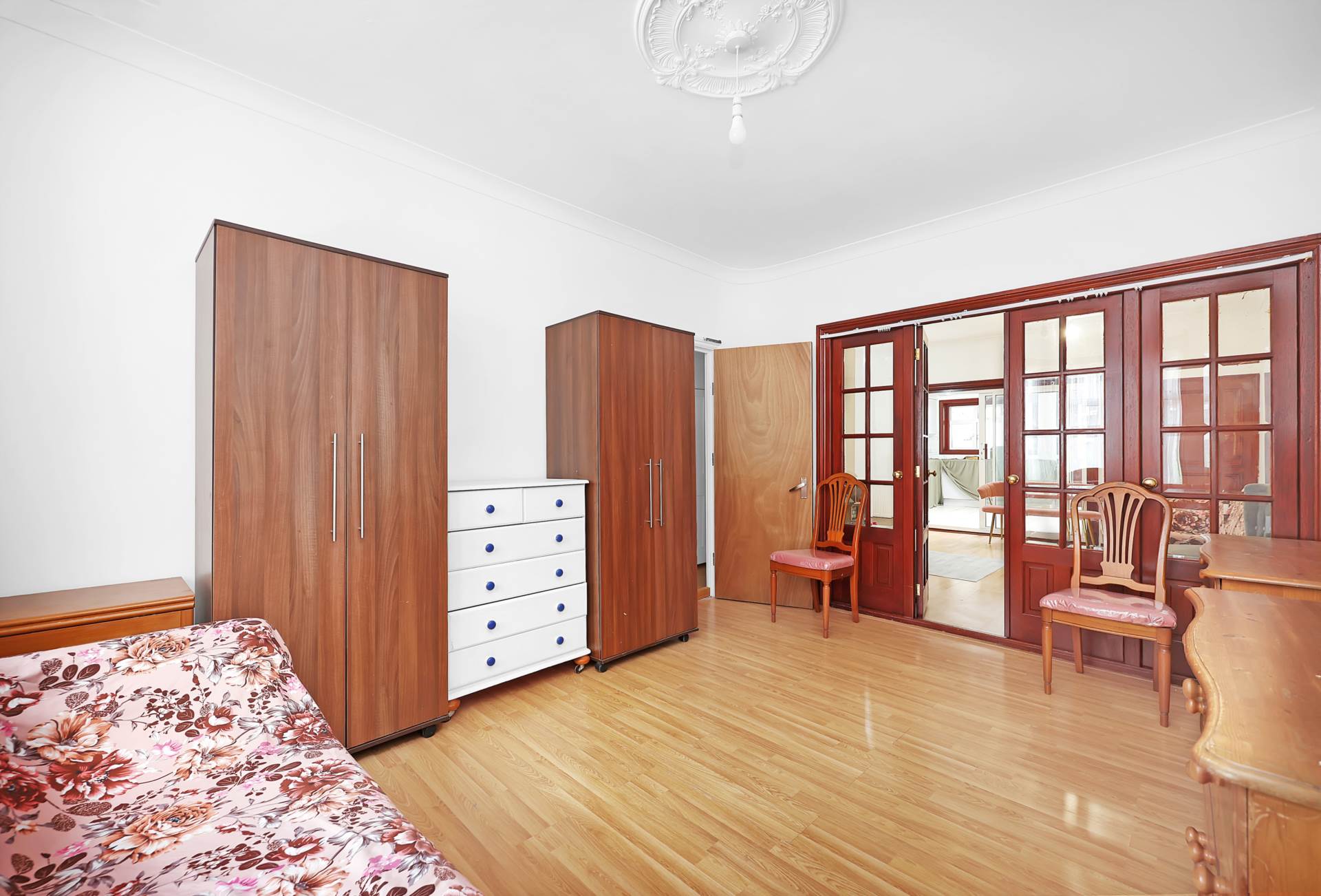 Huxley Road, Leyton, E10, Image 3