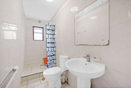 Huxley Road, Leyton, E10, Image 11