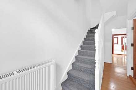 Huxley Road, Leyton, E10, Image 12