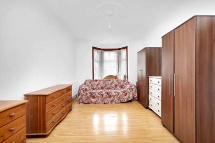 Huxley Road, Leyton, E10, Image 2