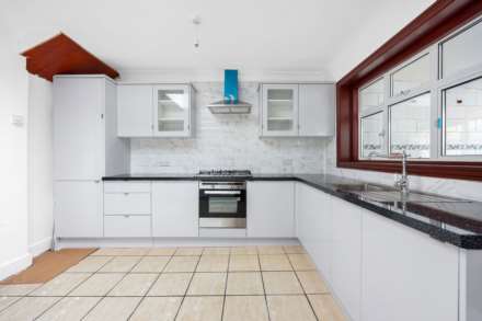 Huxley Road, Leyton, E10, Image 8