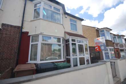 Chesterfield Road, Leyton, E10, Image 1