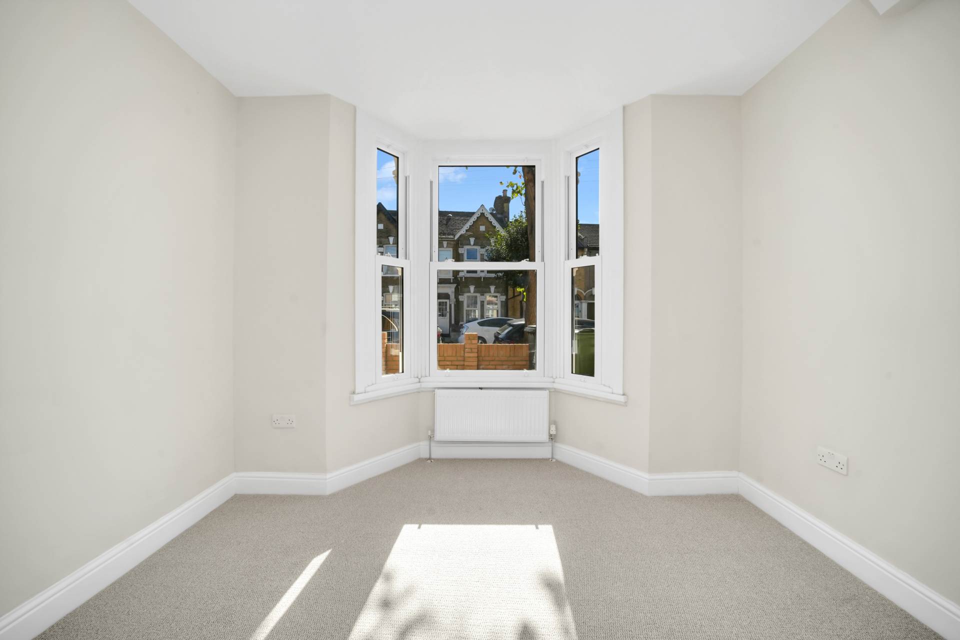 Etchingham Road, Stratford, Image 17