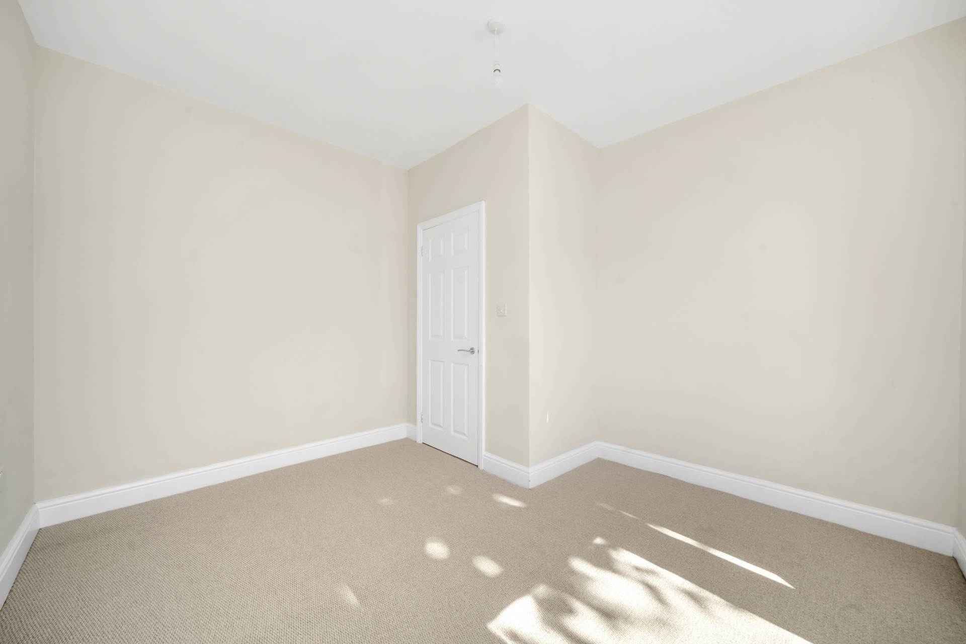 Etchingham Road, Stratford, Image 18