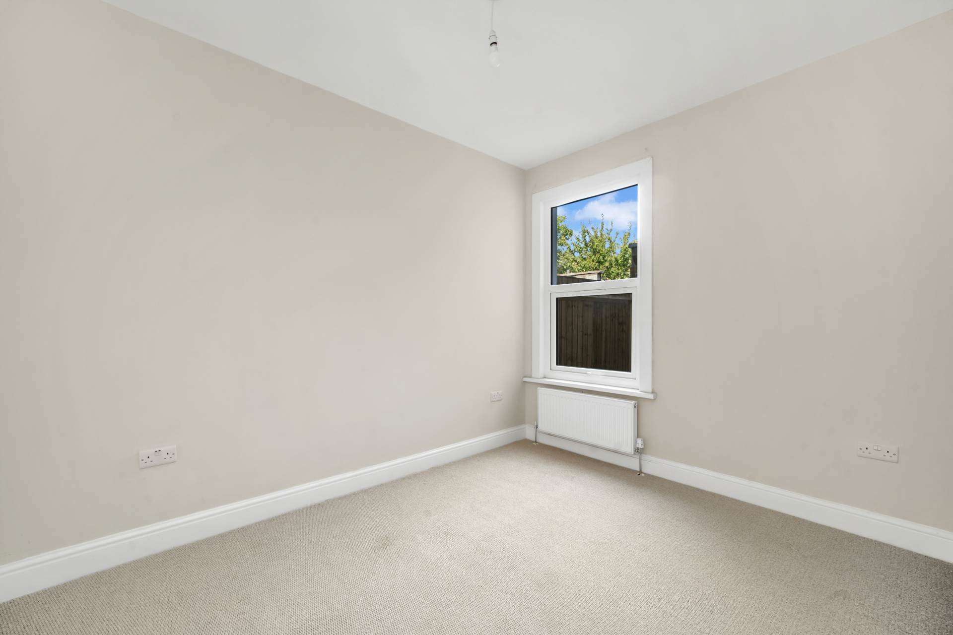 Etchingham Road, Stratford, Image 21