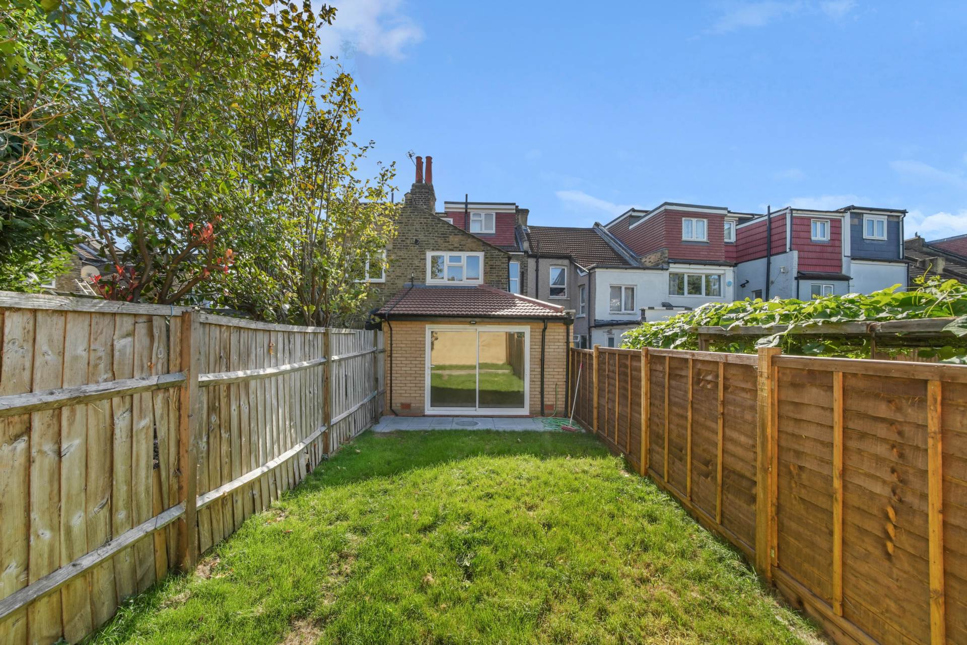 Etchingham Road, Stratford, Image 24