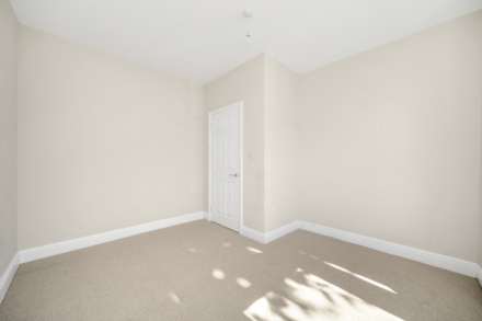 Etchingham Road, Stratford, Image 18