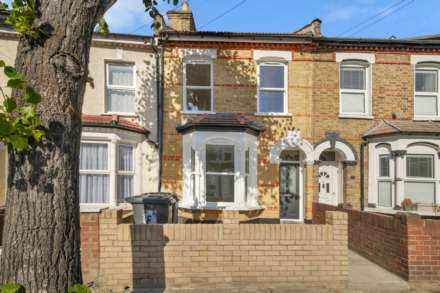 Etchingham Road, Stratford, Image 25