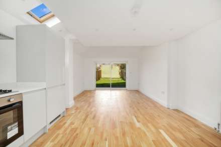 Etchingham Road, Stratford, Image 5