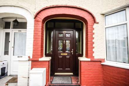 Vicarage Road, Leyton, E10, Image 2