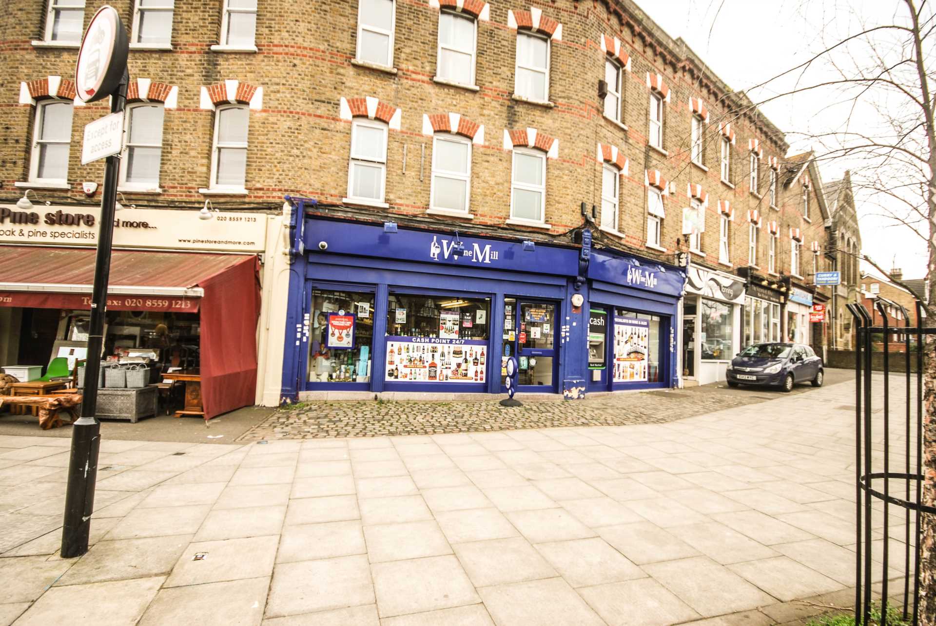 High Road Woodford Green, London, Image 9