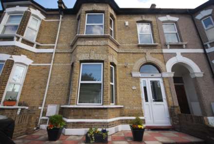 5 Bedroom House, Fairlop Road, London