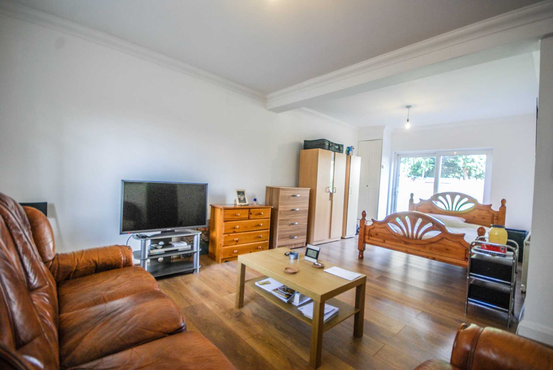 Epsom Road, Leyton, Image 4