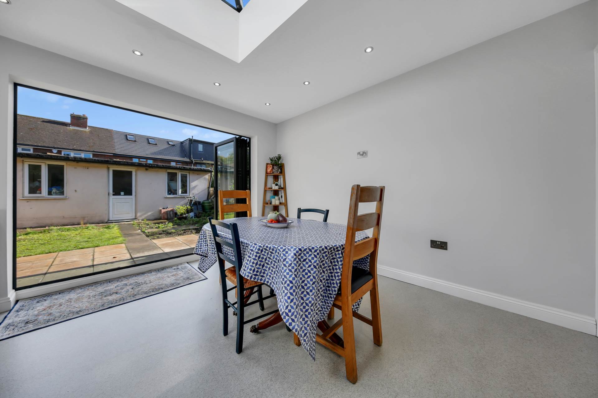 Pearcroft Road, Leytonstone, E11, Image 15