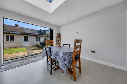 Pearcroft Road, Leytonstone, E11, Image 15