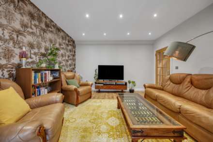 Pearcroft Road, Leytonstone, E11, Image 8