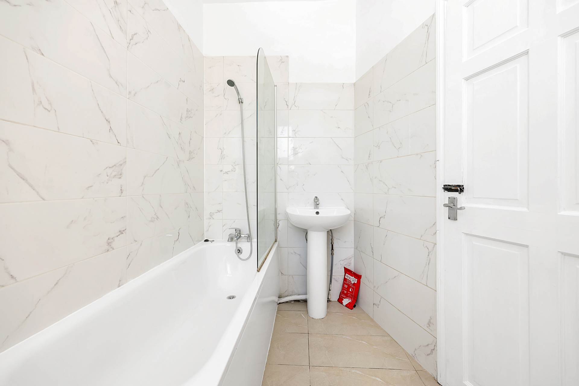 Murchison Road, Leyton, E10, Image 19