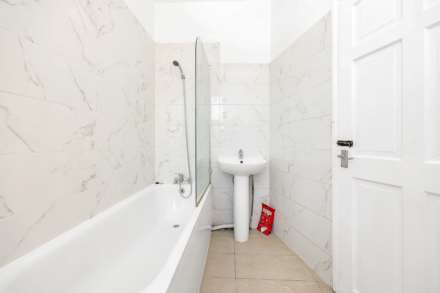 Murchison Road, Leyton, E10, Image 19