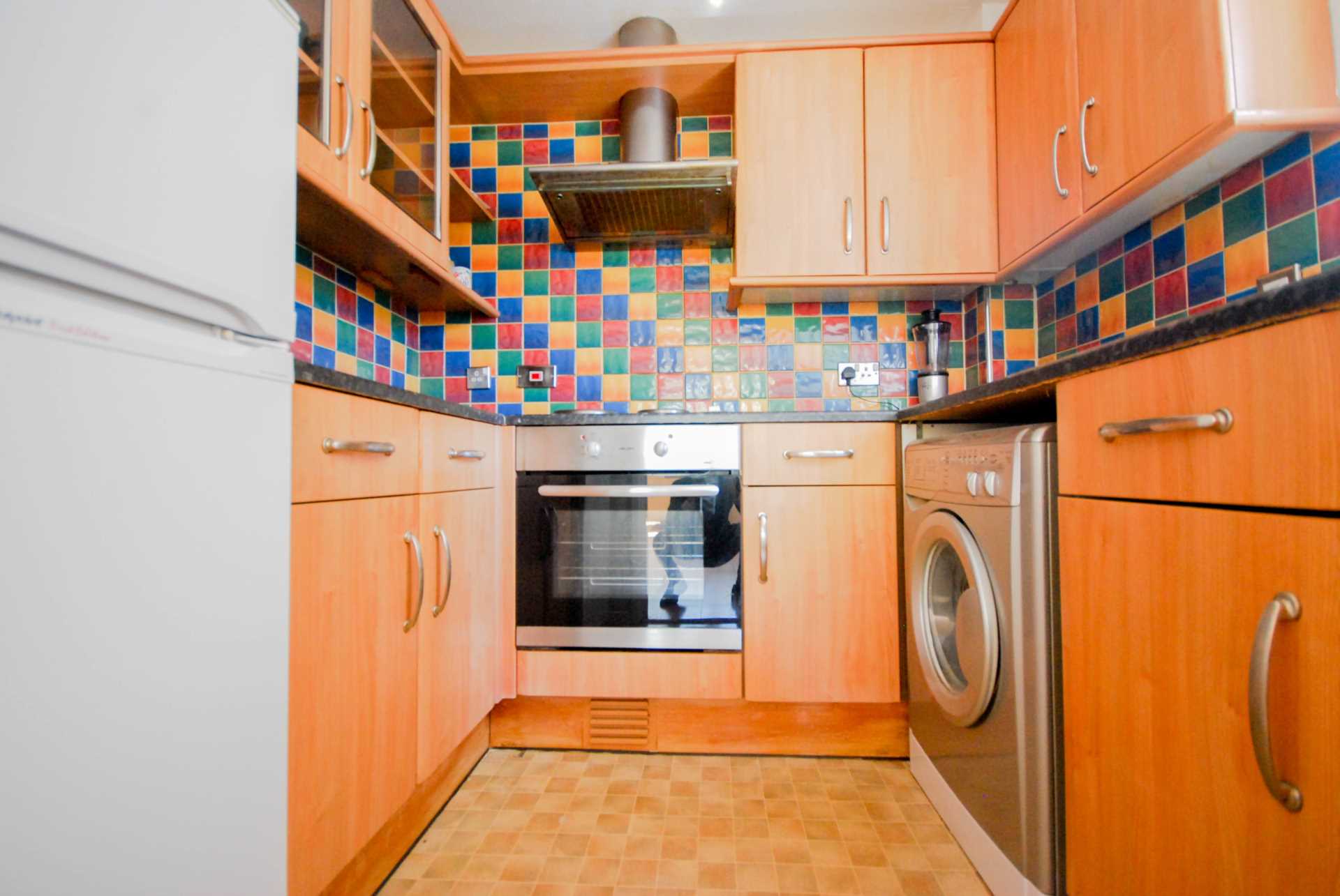 Thornhill Road, Leyton, E10, Image 4