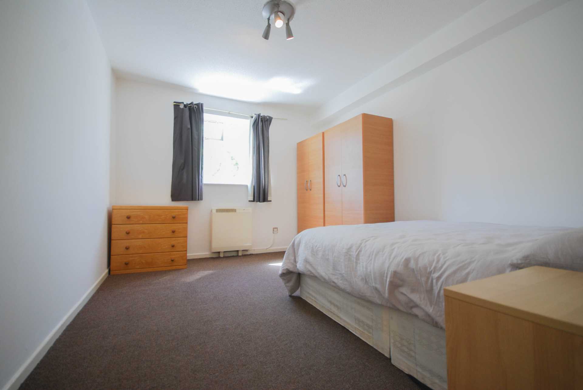 Thornhill Road, Leyton, E10, Image 5