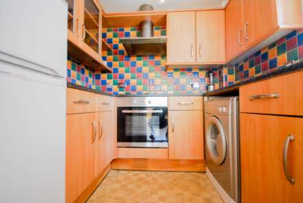 Thornhill Road, Leyton, E10, Image 4