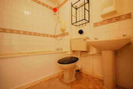 Thornhill Road, Leyton, E10, Image 6