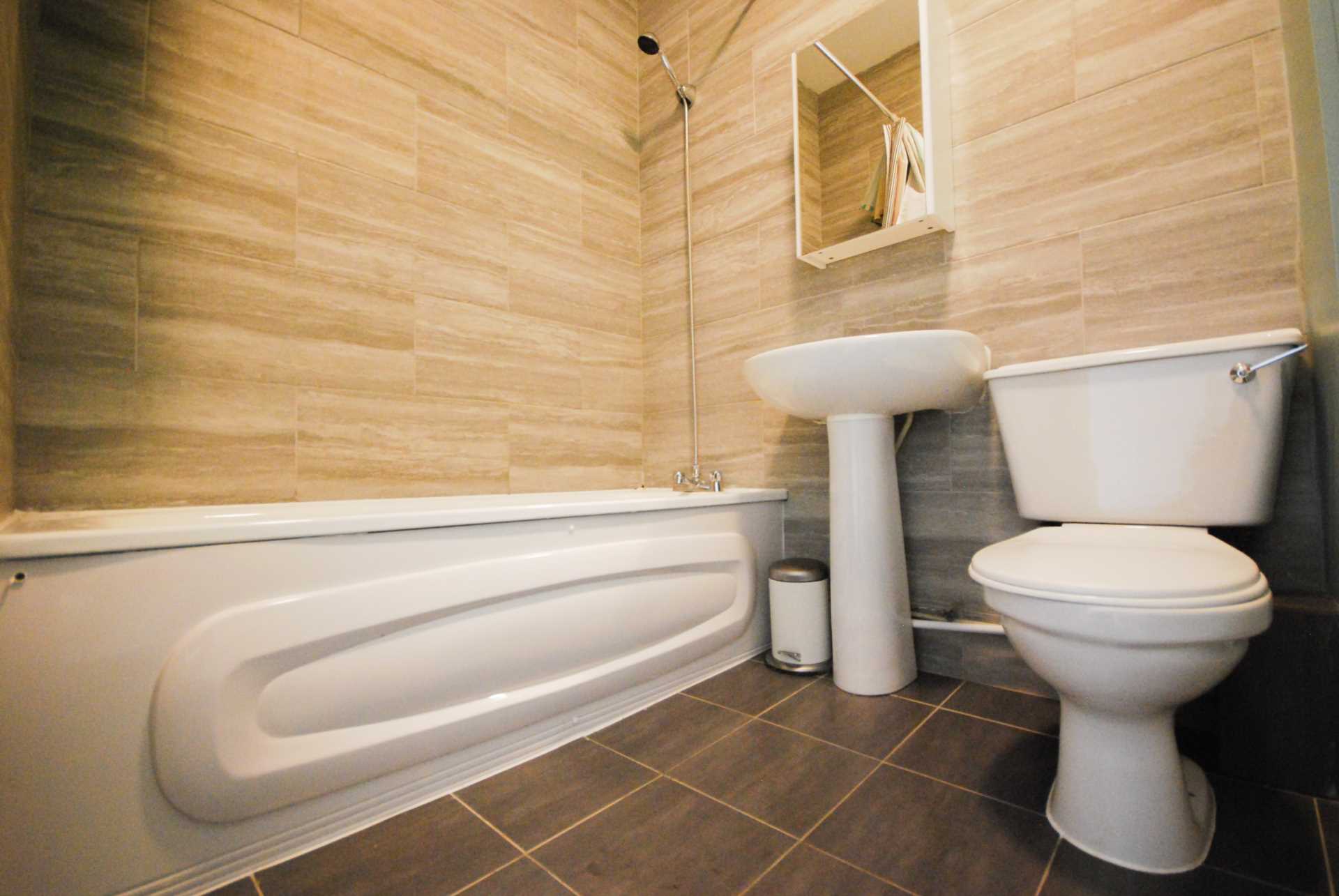 High Road, Leyton,E10 5PW, Image 6