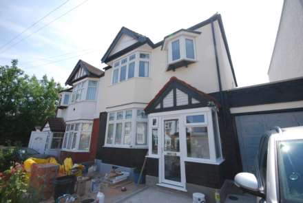 Elmhurst Drive, South Woodford, Image 1