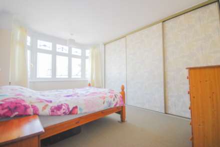 Elmhurst Drive, South Woodford, Image 3