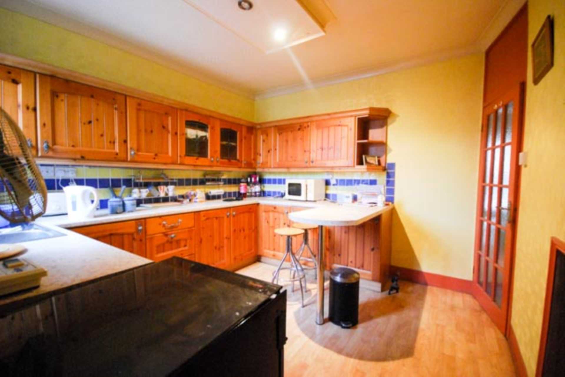 Property For Sale Hall Road, Stratford Allen Davies (ID 2693)