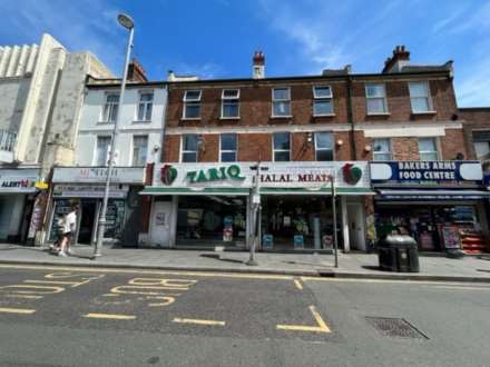 3 Bedroom Flat, High Road, Leyton