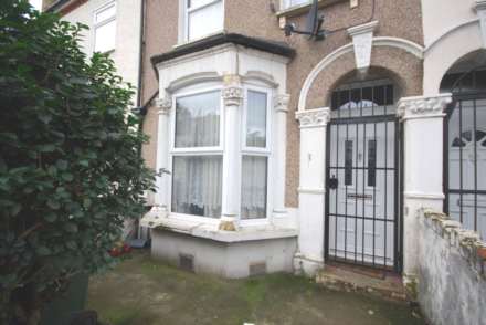 3 Bedroom House, Gordon Road, Leyton, E15