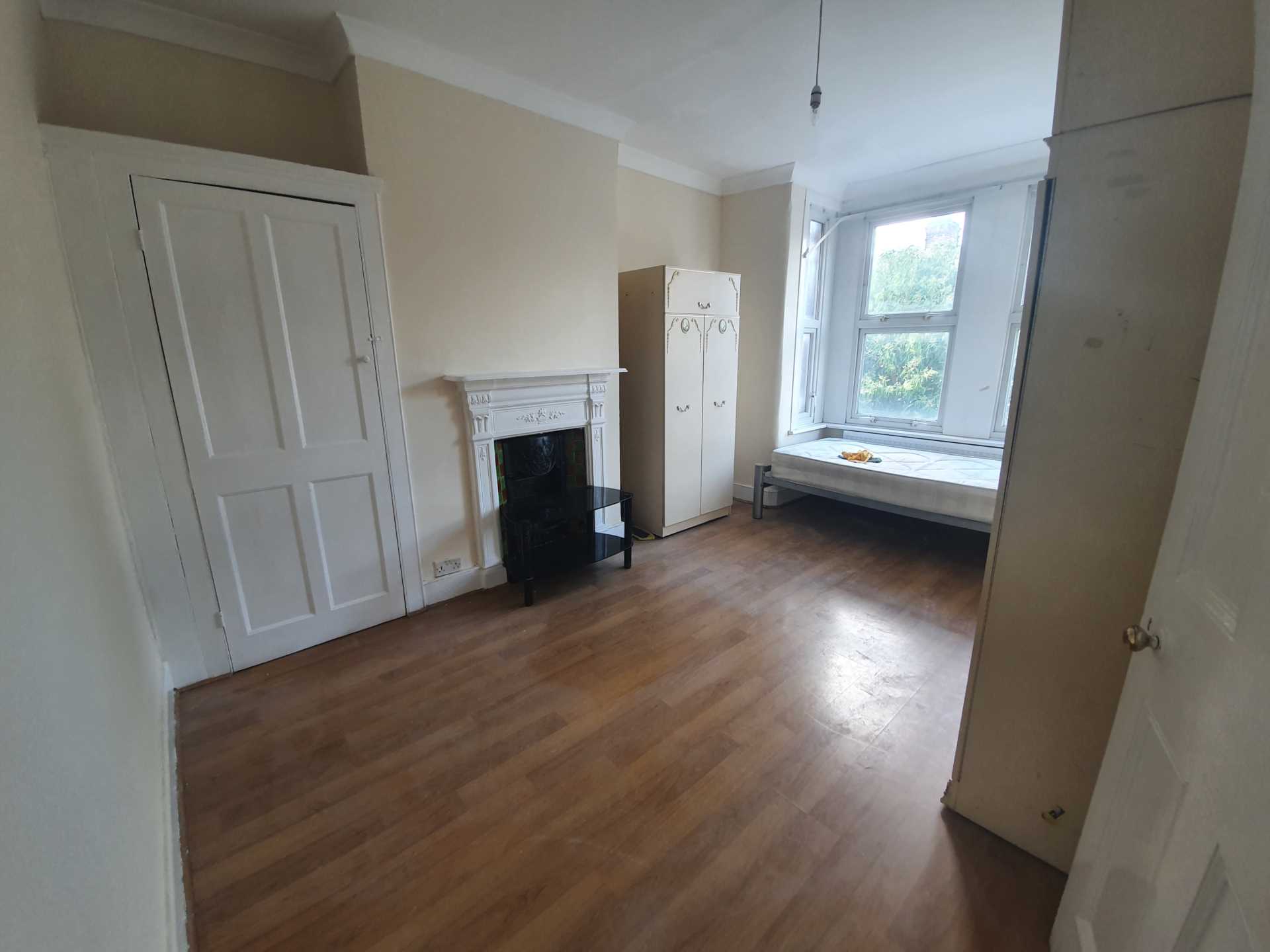 Peterborough Road, Leyton, Image 20